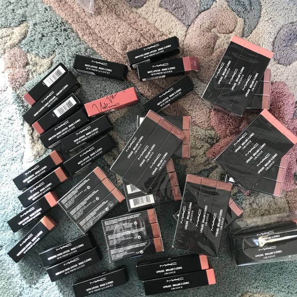 Cosmetics - Picture 6 of 8